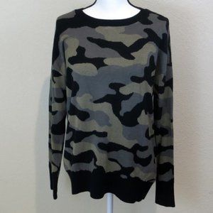 Isaac Mizrahi Black Camouflage Sweater Size L